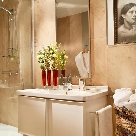 La Venelle Saint Jean 아파트